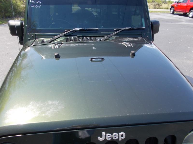 Jeep Wrangler Unlimited 4WD 4dr Sport RHD 2010