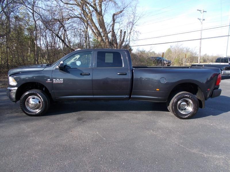 RAM 3500 4WD Crew Cab 169" Tradesman 2016