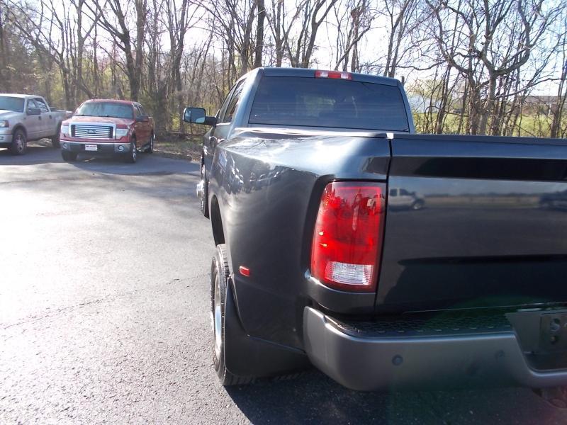 RAM 3500 4WD Crew Cab 169" Tradesman 2016