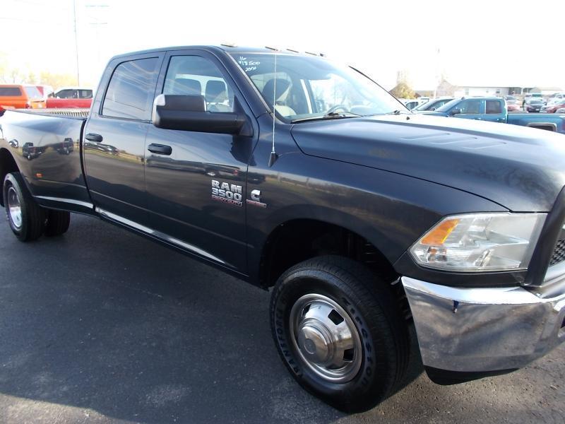 RAM 3500 4WD Crew Cab 169" Tradesman 2016