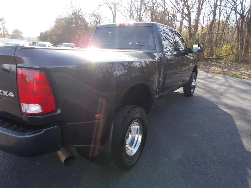 RAM 3500 4WD Crew Cab 169" Tradesman 2016