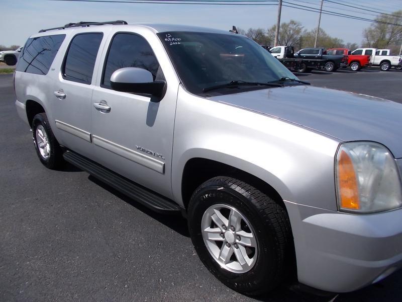 GMC Yukon XL 2WD 4dr 1500 SLT 2012