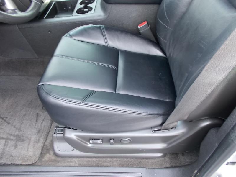 GMC Yukon XL 2WD 4dr 1500 SLT 2012