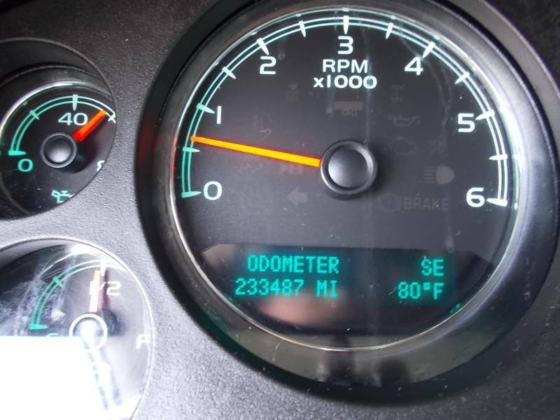 GMC Yukon XL 2WD 4dr 1500 SLT 2012