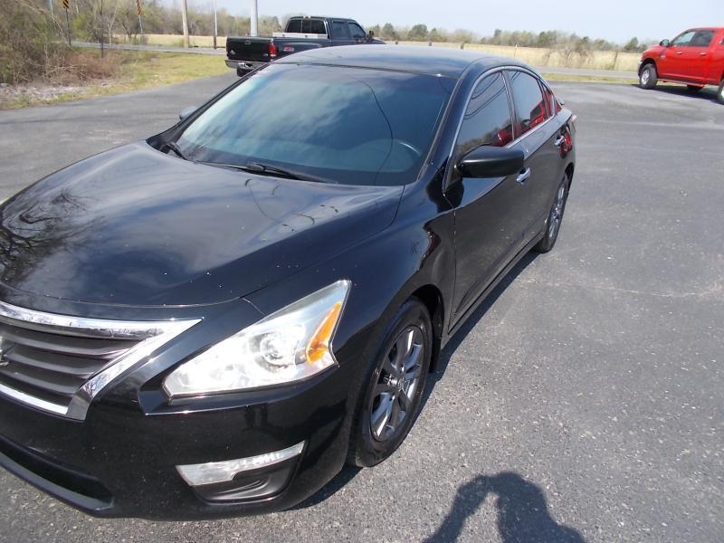 Nissan Altima 4dr Sdn I4 2.5 S 2015