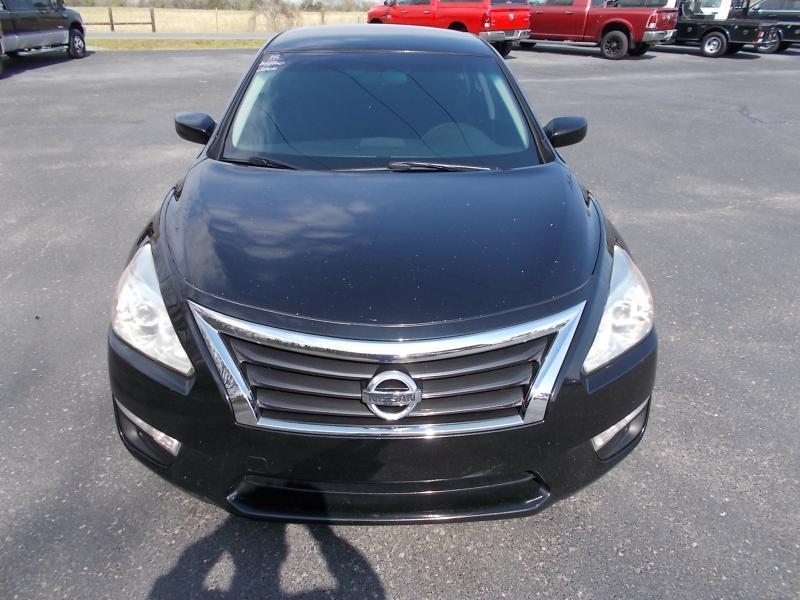 Nissan Altima 4dr Sdn I4 2.5 S 2015