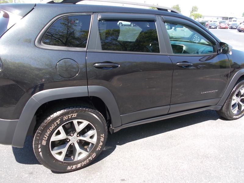 Jeep Cherokee 4WD 4dr Trailhawk 2016