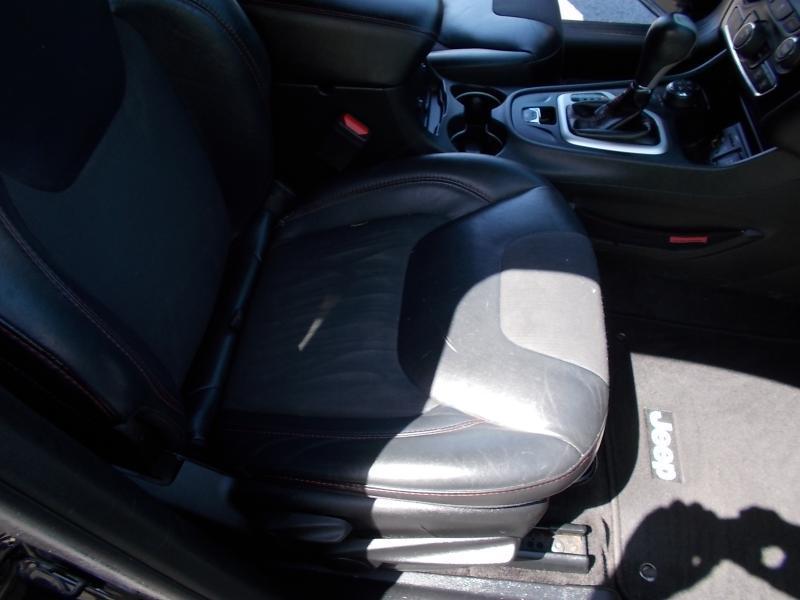 Jeep Cherokee 4WD 4dr Trailhawk 2016