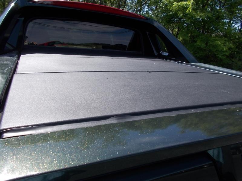 Chevrolet Avalanche 4WD Crew Cab LS 2013