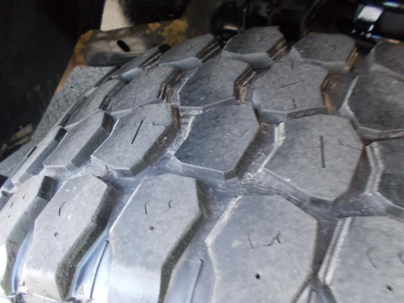 Chevrolet Avalanche 4WD Crew Cab LS 2013