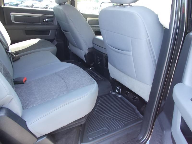 RAM 2500 4WD Crew Cab 149" Lone Star 2016