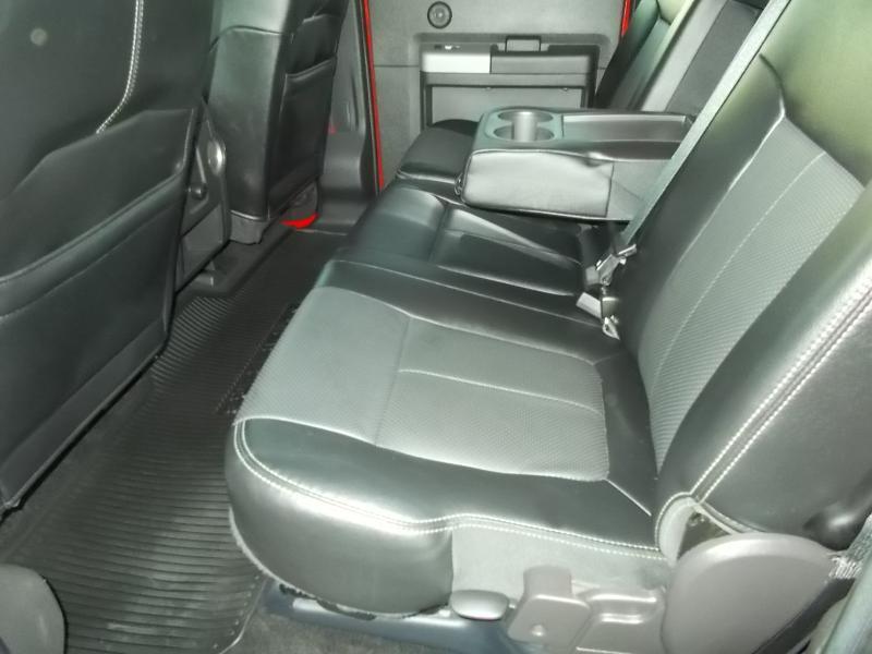 Ford Super Duty F-350 DRW 4WD Crew Cab 172" Platinum 2016