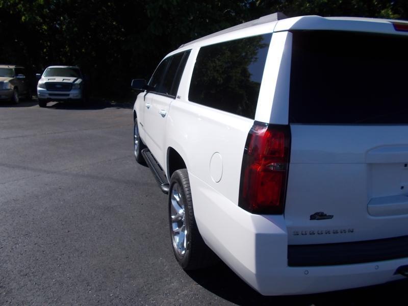 Chevrolet Suburban 4dr 1500 4WD Z71 Off Road 2018