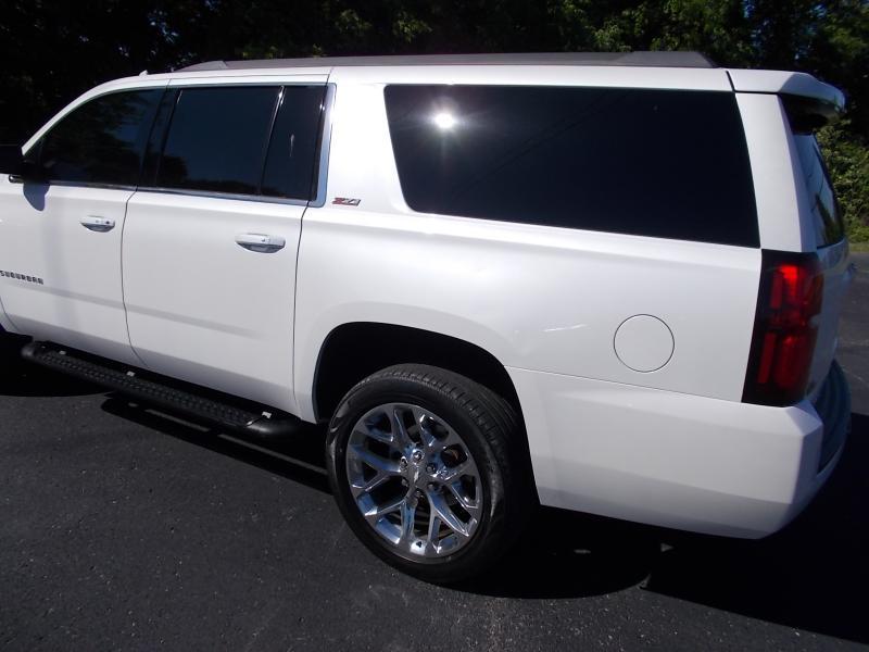 Chevrolet Suburban 4dr 1500 4WD Z71 Off Road 2018
