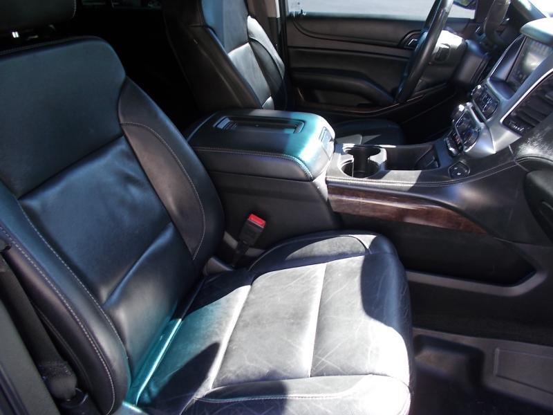 Chevrolet Suburban 4dr 1500 4WD Z71 Off Road 2018