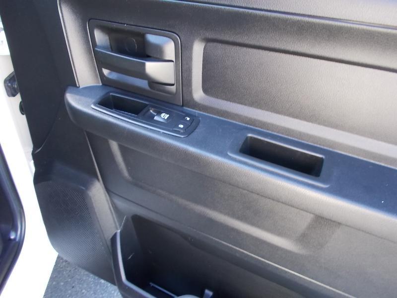 RAM 3500 4WD Crew Cab 149" Tradesman 2014