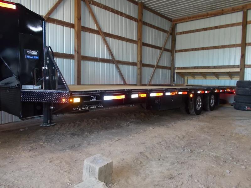 Diamond C Trailer Unknown  2025