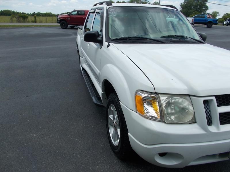 Ford Explorer Sport Trac 4dr 126" WB XLT Premium 2004