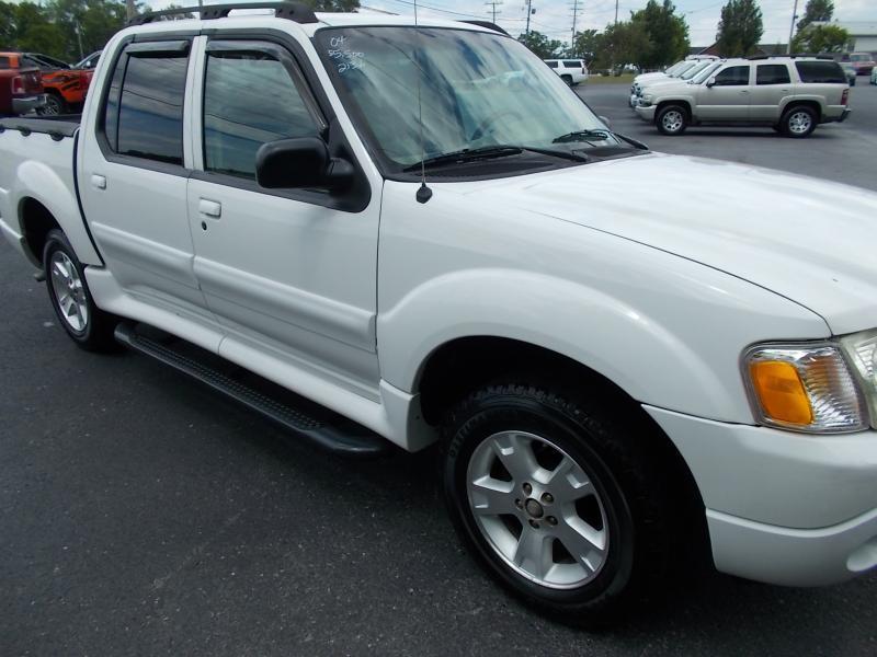 Ford Explorer Sport Trac 4dr 126" WB XLT Premium 2004
