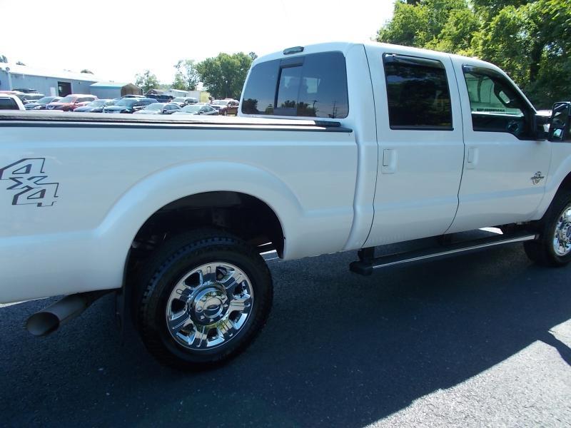 Ford Super Duty F-350 SRW 4WD Crew Cab 156" Lariat 2016