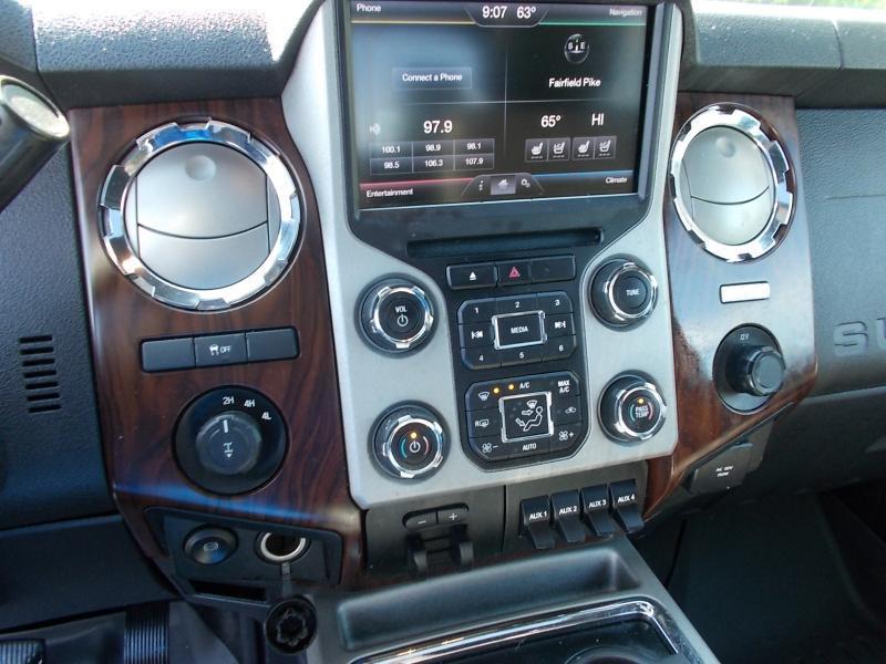 Ford Super Duty F-350 SRW 4WD Crew Cab 156" Lariat 2016