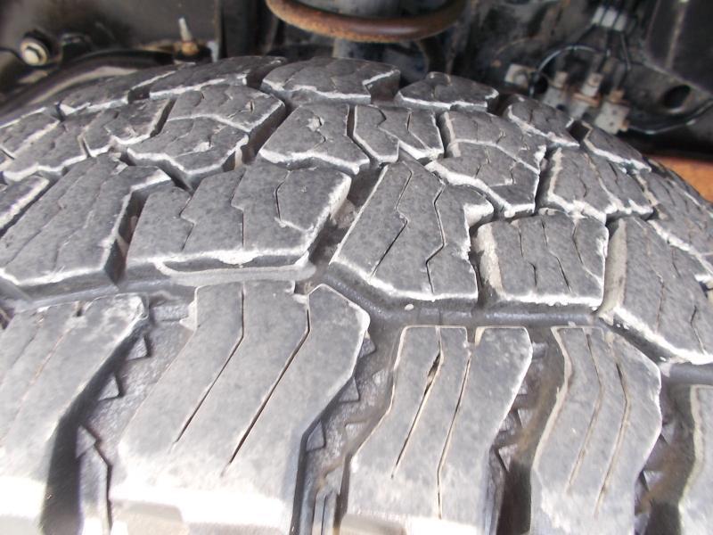 Dodge Ram 3500 4WD Mega Cab 160.5" Laramie 2009