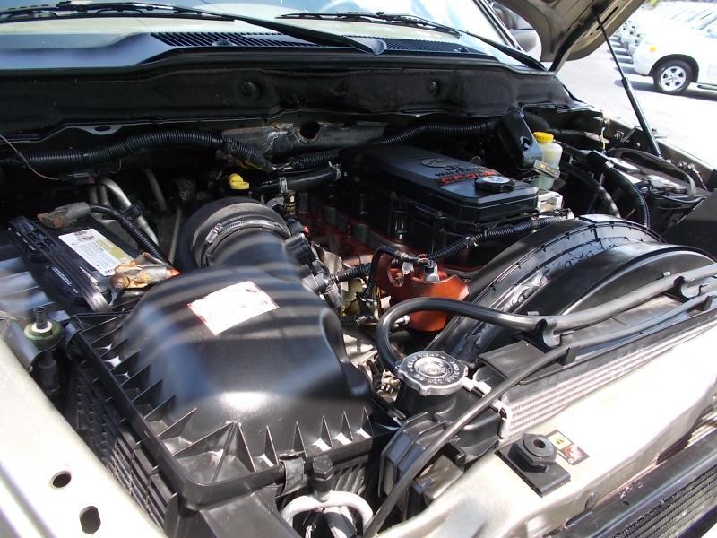 Dodge Ram 3500 4WD Mega Cab 160.5" Laramie 2009
