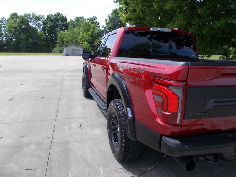 Ford F-150 Raptor 4WD SuperCrew 5.5' Box 2026