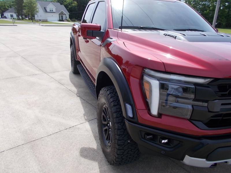 Ford F-150 Raptor 4WD SuperCrew 5.5' Box 2026
