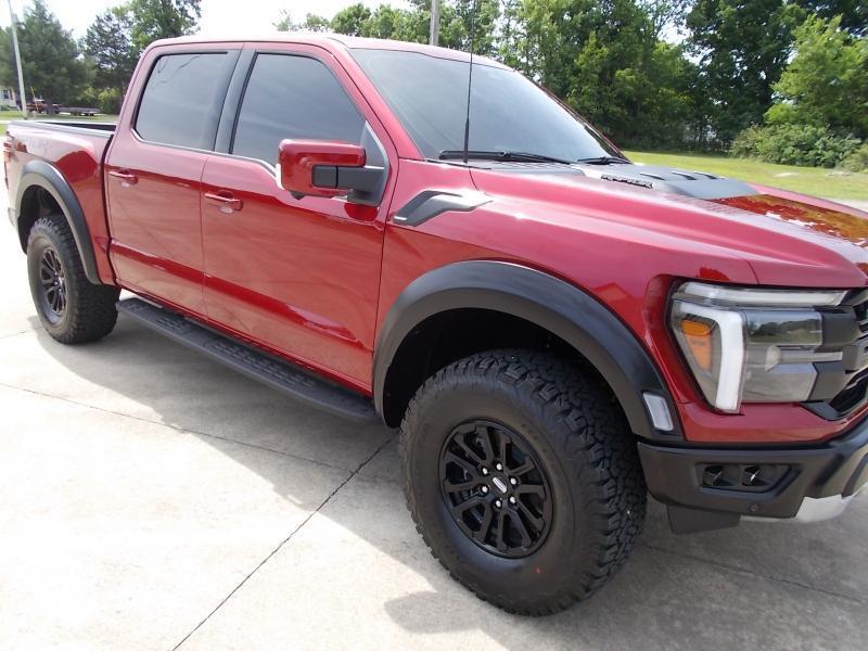 Ford F-150 Raptor 4WD SuperCrew 5.5' Box 2026