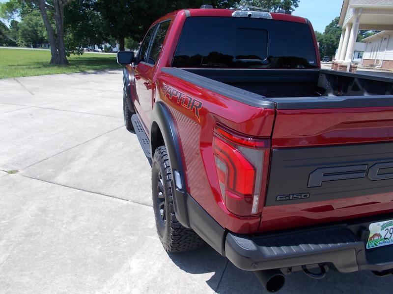 Ford F-150 Raptor 4WD SuperCrew 5.5' Box 2026