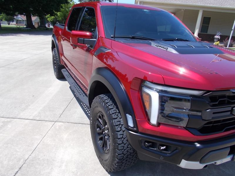 Ford F-150 Raptor 4WD SuperCrew 5.5' Box 2026
