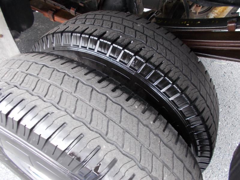 Dodge Ram 3500 4dr Quad Cab 155" WB DRW 4WD 2001