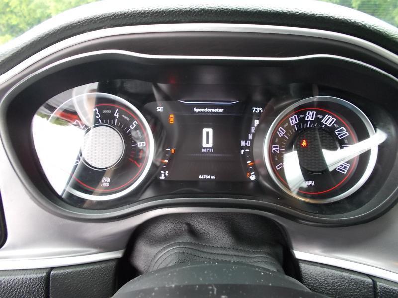Dodge Challenger SXT RWD 2019