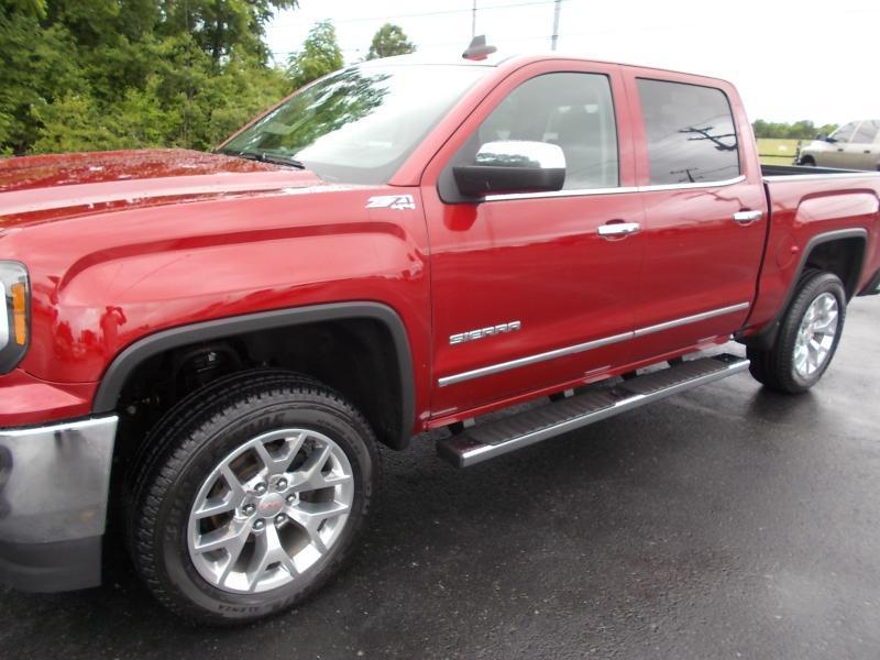 GMC Sierra 1500 4WD Crew Cab 143.5" SLT 2018
