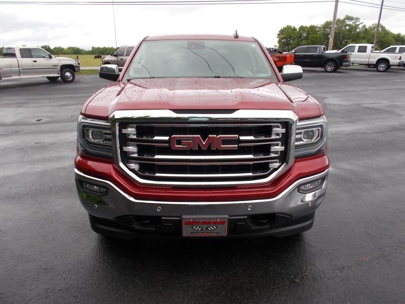 GMC Sierra 1500 4WD Crew Cab 143.5" SLT 2018