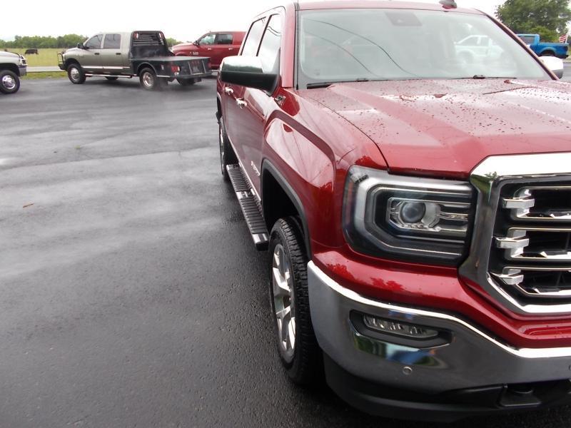 GMC Sierra 1500 4WD Crew Cab 143.5" SLT 2018