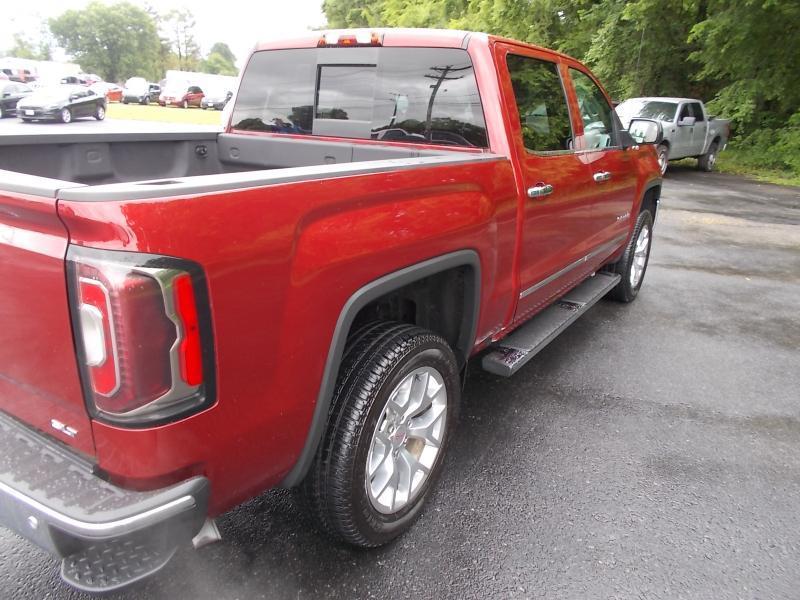 GMC Sierra 1500 4WD Crew Cab 143.5" SLT 2018