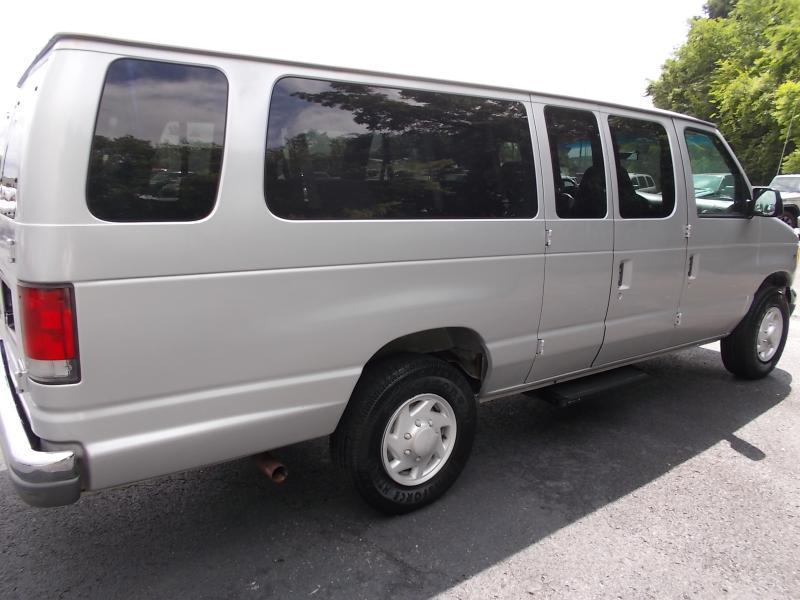 Ford Econoline Wagon E-350 Super Ext XLT 1999