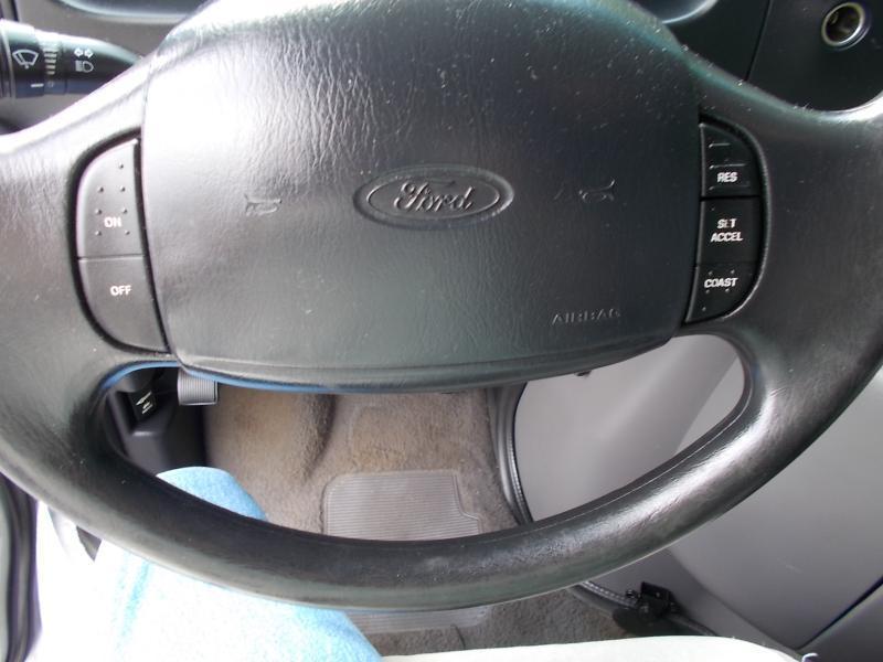Ford Econoline Wagon E-350 Super Ext XLT 1999