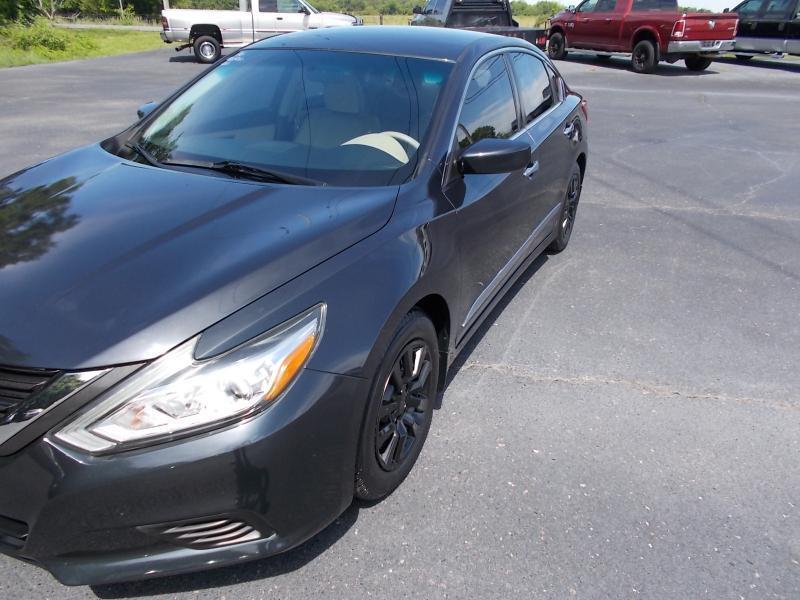 Nissan Altima 4dr Sdn I4 2.5 S 2016