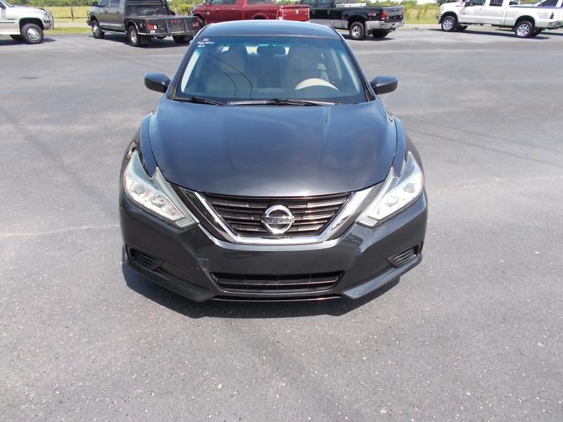 Nissan Altima 4dr Sdn I4 2.5 S 2016
