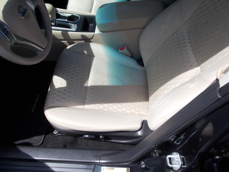 Nissan Altima 4dr Sdn I4 2.5 S 2016