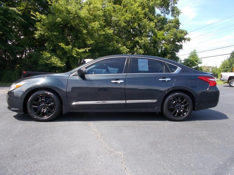 Nissan Altima 4dr Sdn I4 2.5 S 2016
