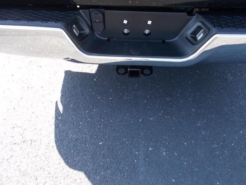 RAM 1500 Tradesman 4x4 Regular Cab 6'4" Box 2017