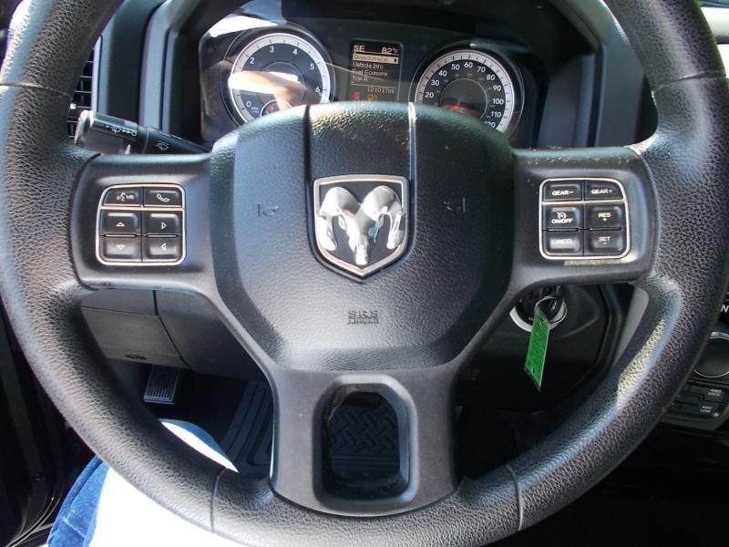 RAM 1500 Tradesman 4x4 Regular Cab 6'4" Box 2017