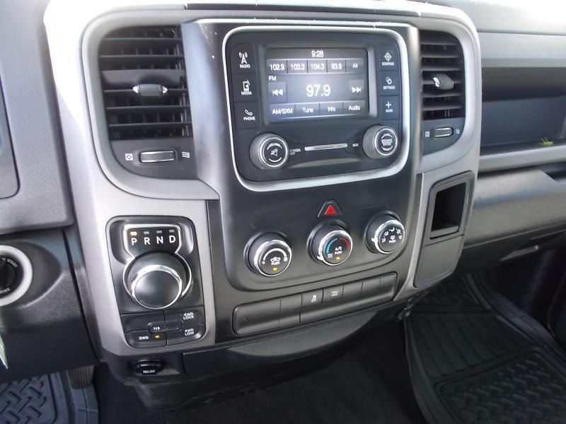 RAM 1500 Tradesman 4x4 Regular Cab 6'4" Box 2017
