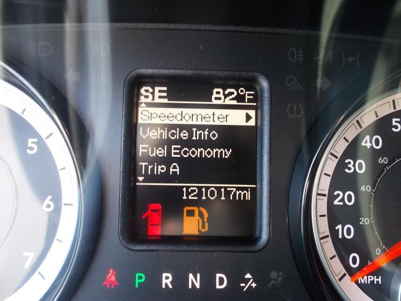 RAM 1500 Tradesman 4x4 Regular Cab 6'4" Box 2017