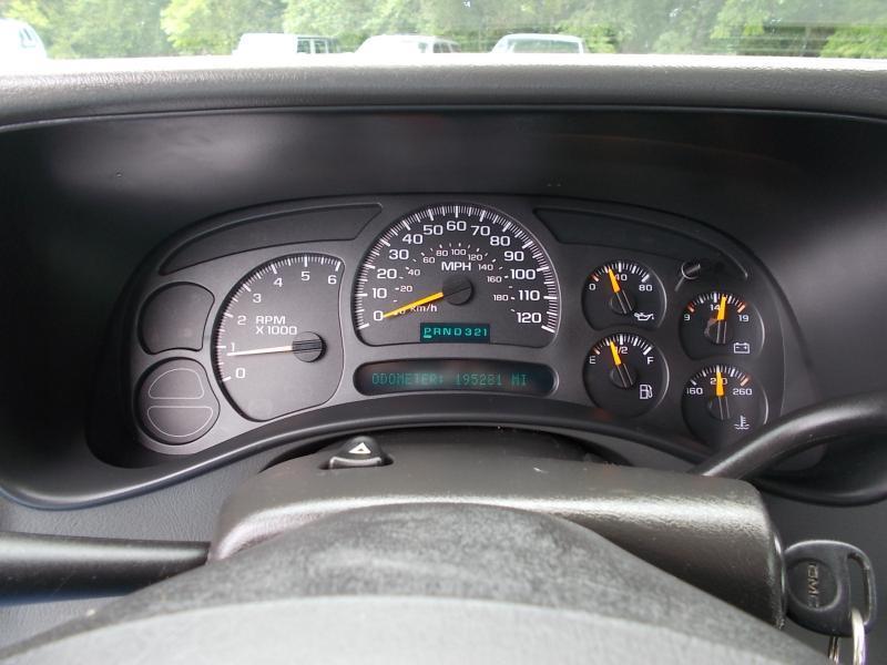 GMC Sierra 1500 Crew Cab 143.5" WB SLE 2005