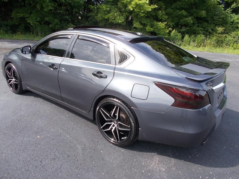Nissan Altima 4dr Sdn V6 3.5 SL 2013